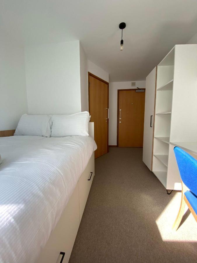 Regency Hall Smart Cheltenham Ensuite Rooms b Buitenkant foto